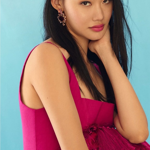 The Ariana Square-Neck Asemetrical Ruffle Hem Dress - Picture 6 of 11